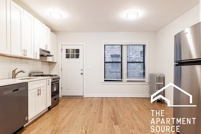 4500 N Ashland Ave unit 1N, Chicago, IL 60640 - photo 2