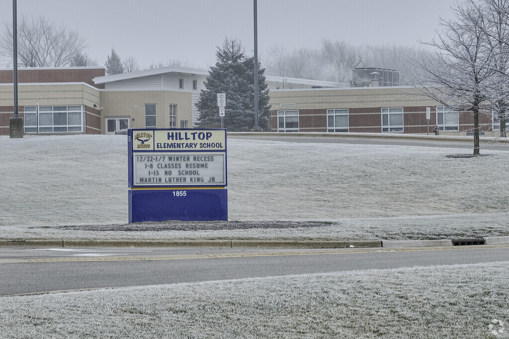 Hilltop Elementary School is a highly rated school in Hoffman Estates.