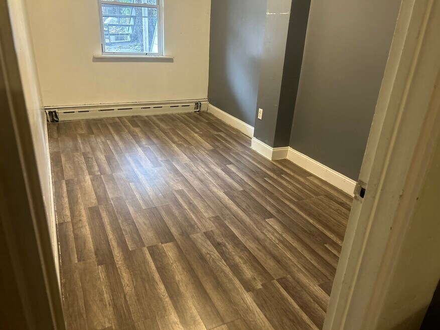 1470 Needham Ave unit 2, Bronx, NY 10469 - photo 1