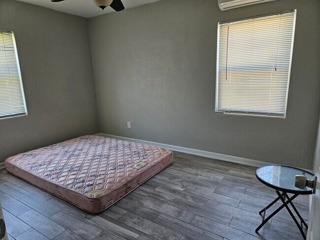 217 S Alder Dr, Orlando, FL 32807 - photo 6