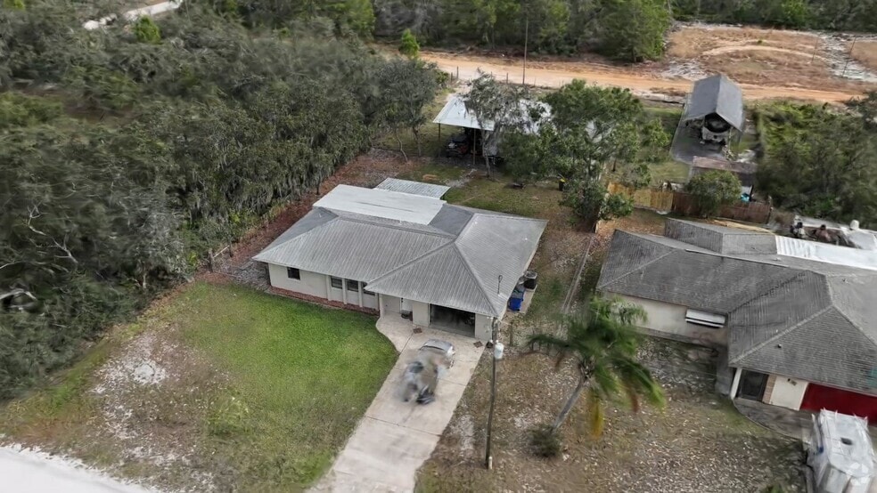 3305 W Fisher Rd, Avon Park, FL 33825 - photo 2