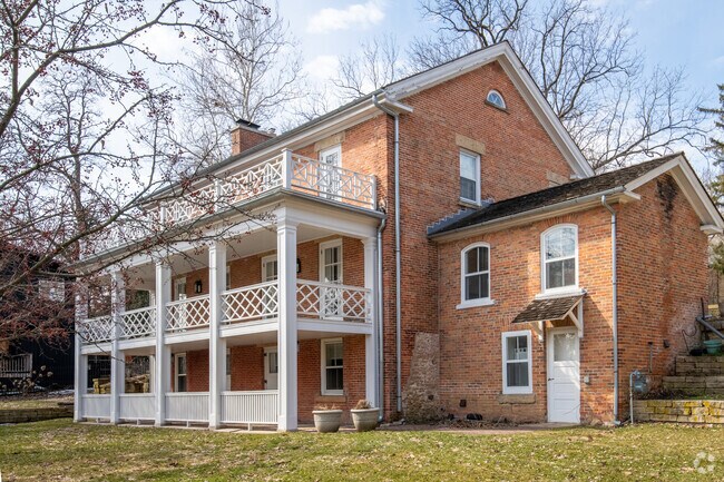 The Old Spring Tavern Property resides in the neighborhood.