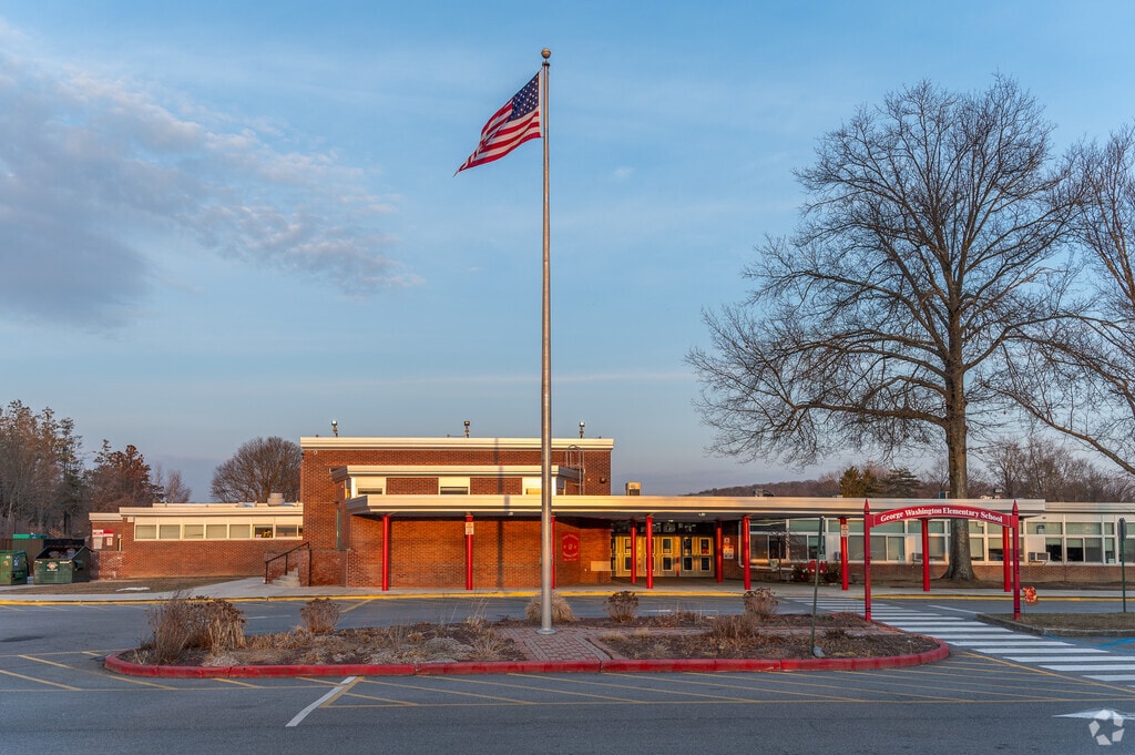 George Washington Elementary School earns an A from Niche.