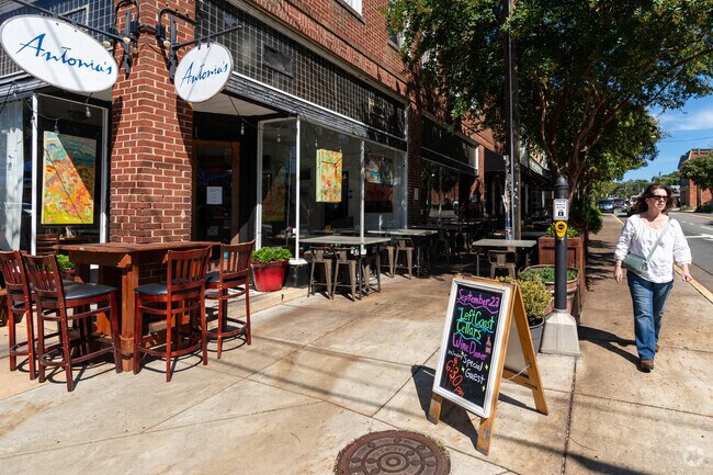 People move to the small town of Hillsborough and Eno to escape the bustle of the big city.