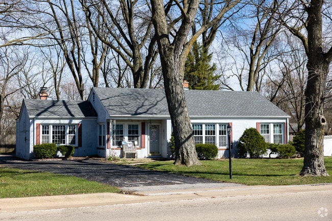Ranch Homes Dominate the La Grange Highlands Landscape and Come In a Variety of Materials