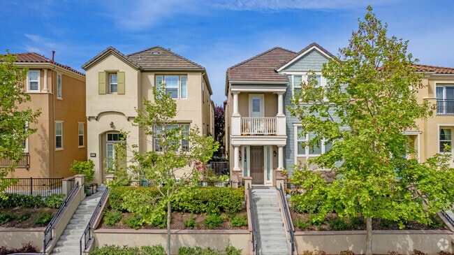 Discover modern luxury living in the vibrant Santana Row area of San Jose.