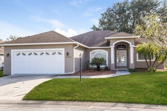 2607 Pine Valley Dr, Lakeland, FL 33810