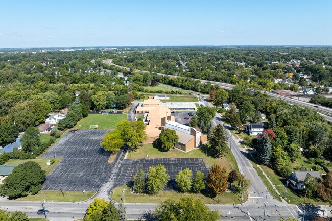 Bethlehem Lutheran School has a student-to-teacher ratio of 14 to 1.
