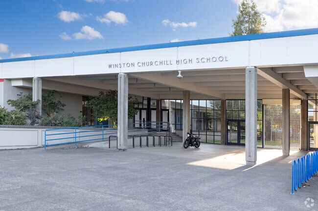 Churchill High School serves grade levels 9-12 on Bailey Hill Rd in Eugene.
