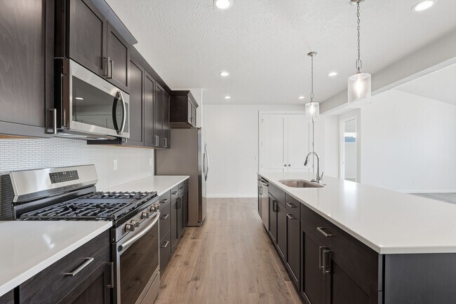 3277 N Darwin Fox St S unit 36630856, Post Falls, ID 83854 - photo 7