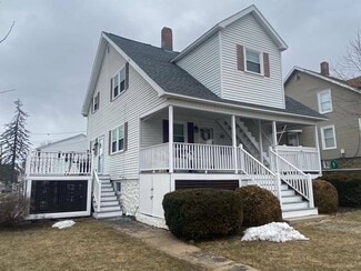 96 Oakdale Ave Unit upstairs, Manchester, NH 03103