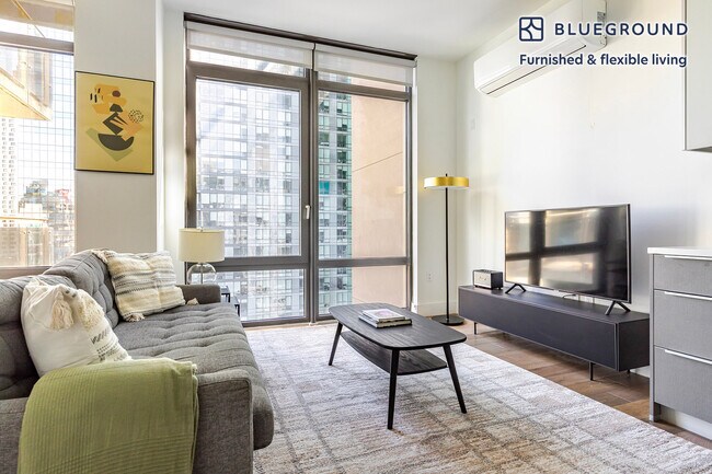 42-10 27th St unit FL13-ID1767, Long Island City, NY 11101 - photo 2