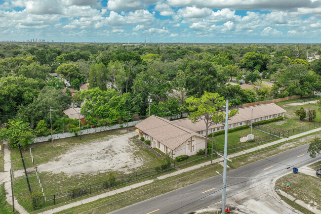 Holy Temple Christian Academy II serves the North Tampa area.