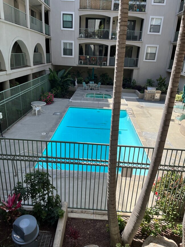 Emerald Villas unit 311, Long Beach, CA 90802 - photo 5