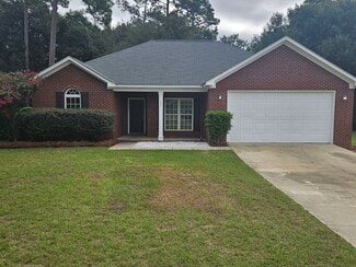 137 Pine Arbor Dr, Leesburg, GA 31763