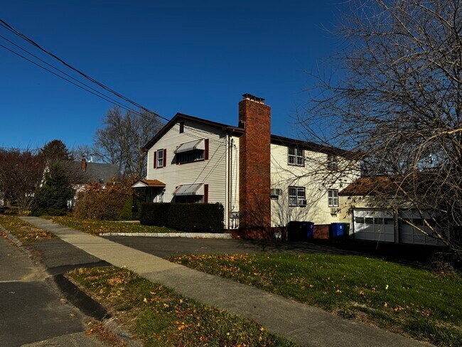 430 Wiklund Ave unit 2, Stratford, CT 06614 - photo 2