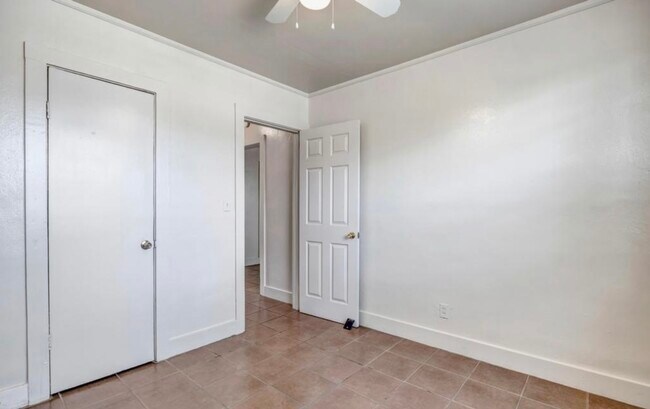 2920 Moncrief Rd unit 2924 Moncrief Rd, Jacksonville, FL 32209 - photo 7