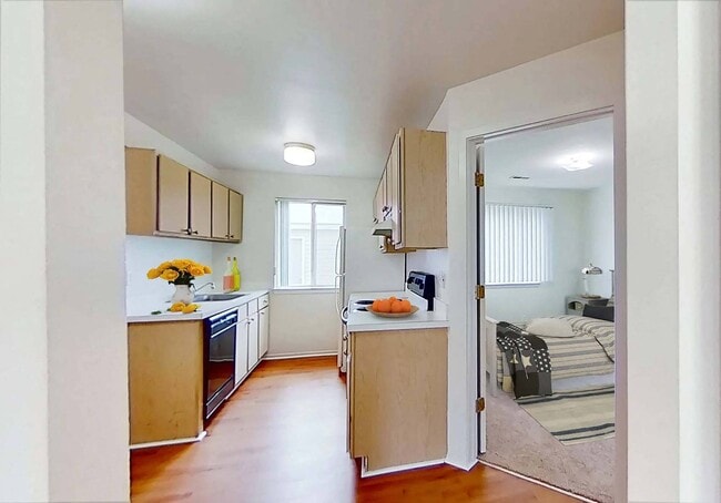 Crystal Lake, Swartz Creek, MI 48473 - photo 4