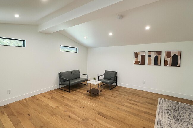 5644 Oso Ave, Los Angeles, CA 91367 - photo 6