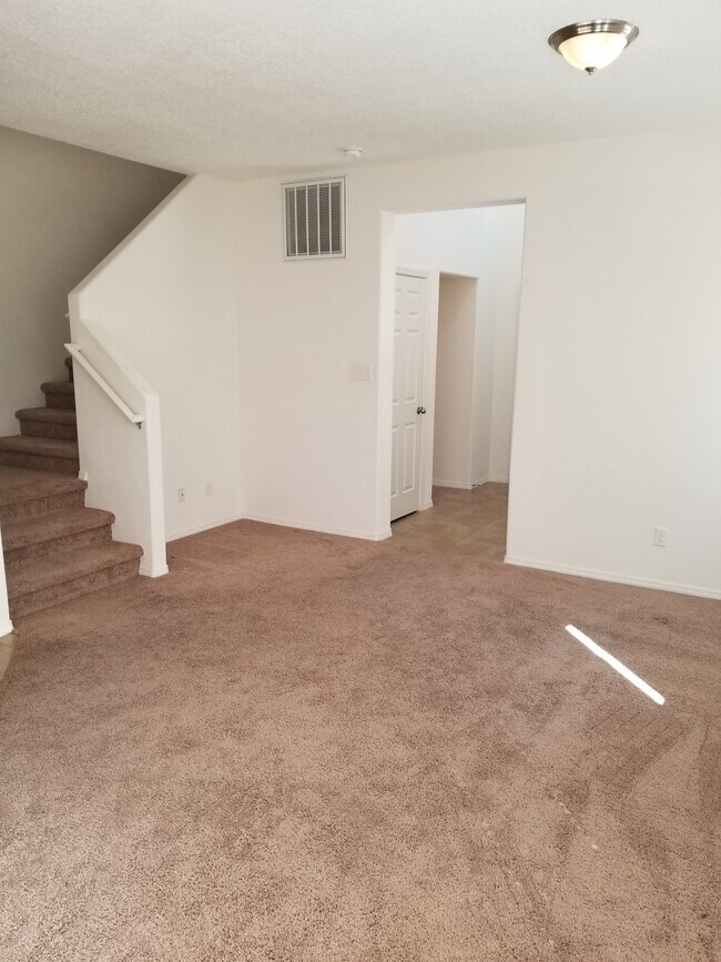 14 Carson Valley Way unit 14 Carson Valley way, Santa Fe, NM 87508 - photo 4