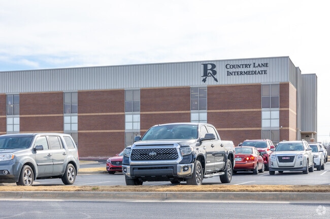 Country Lane Intermediate School serves students in grades 3-5