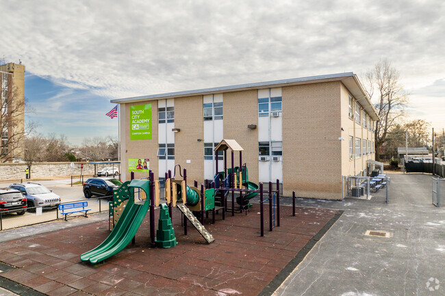 Confluence Academy is located in St Louis, MO