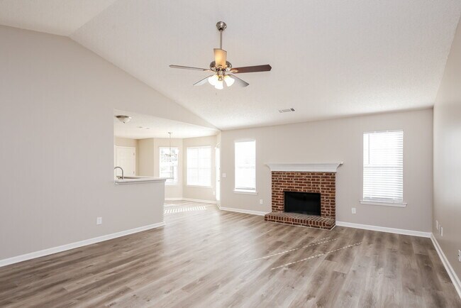 259 Natchez Cir, Winder, GA 30680 - photo 5