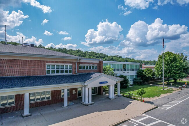 Ashland Middle School is a public school located in Ashland, MA.