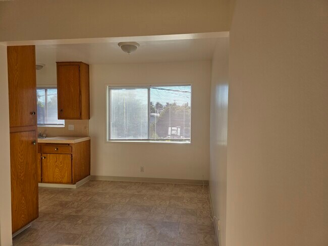 641 Border Ave unit 4, Torrance, CA 90501 - photo 6