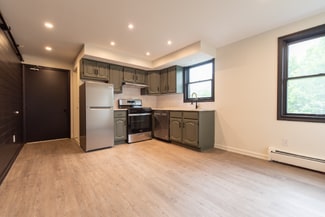 32 Cargill St Unit 8, Providence, RI 02903