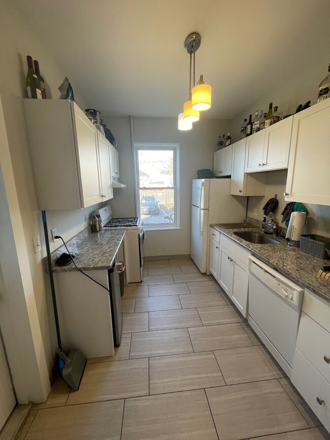 25 Evans Rd, Brookline, MA 02445