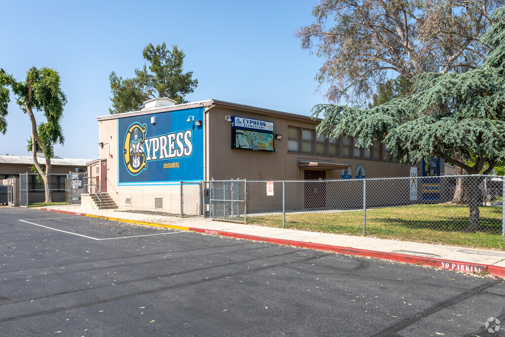 Cypress Elementary School's inviting entrance promotes learning.