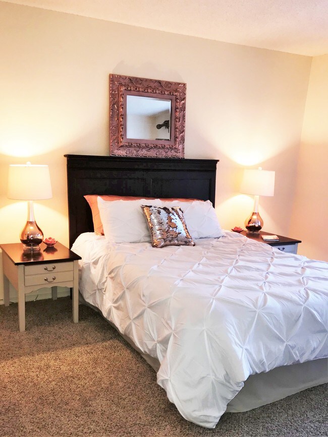 The Greens at Alvamar, Lawrence, KS 66047 - photo 2