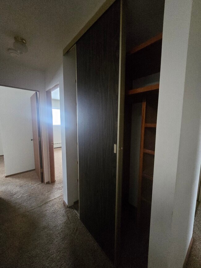 916 Mayflower Ave unit 916-A3, Sheboygan, WI 53083 - photo 5