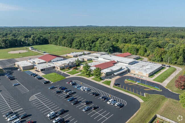 Reeths-Puffer Middle School is a public school located in Muskegon, Michigan.