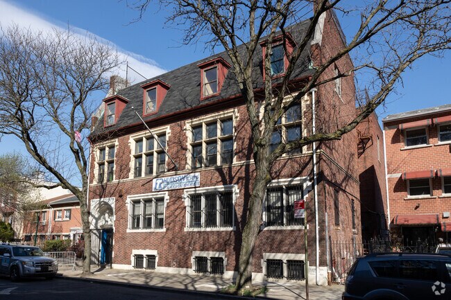 R T Hudson Elementary School serves the Longwood, NY, neighborhood.