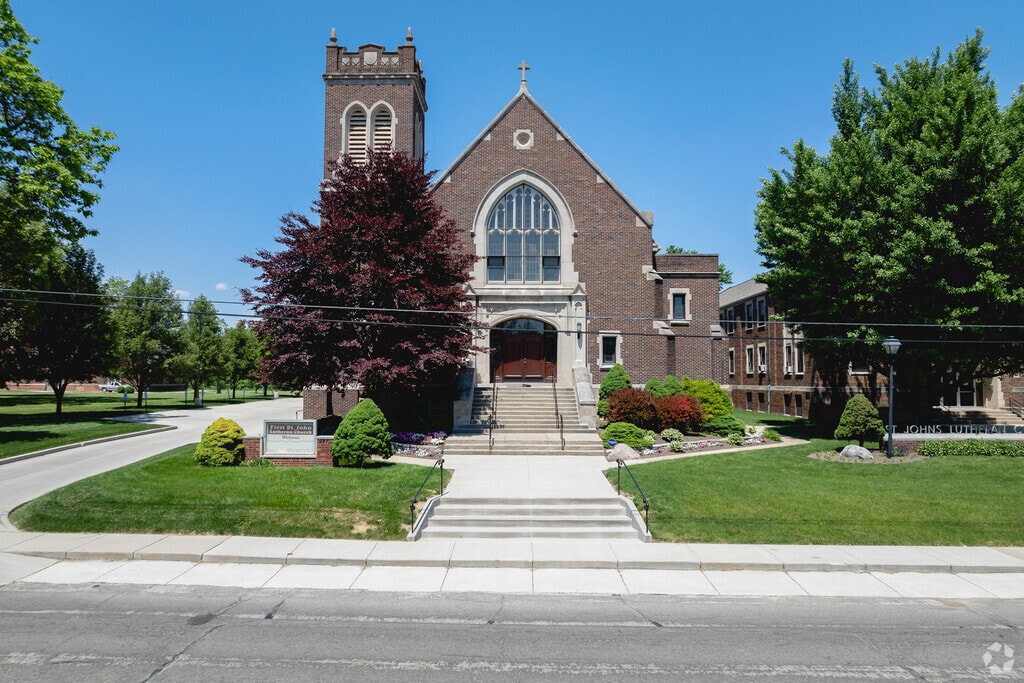 First St. John Day School welcomes new students.