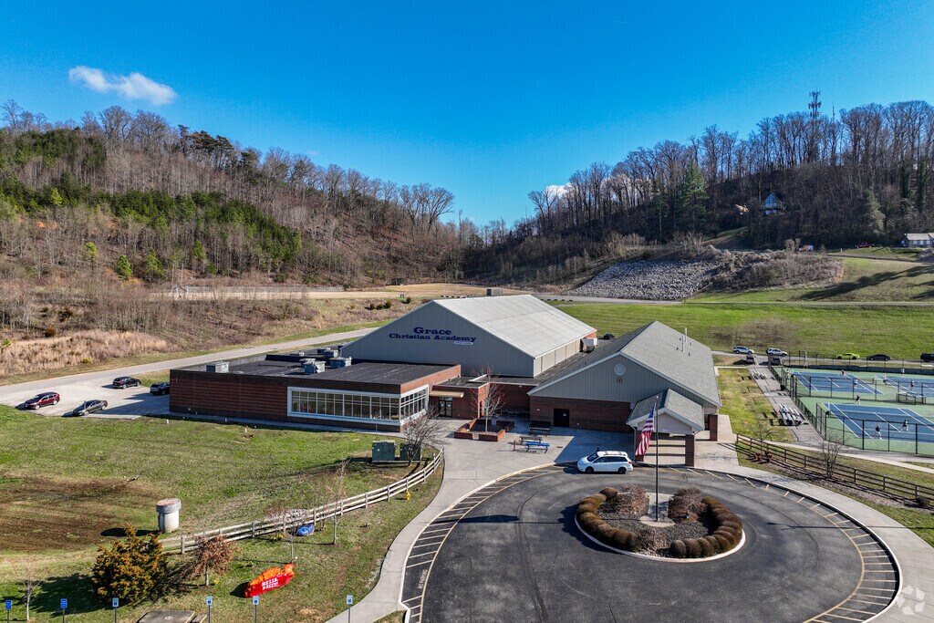 Grace Christian Academy is a private school that serves students in grades Pre-K through 12th.