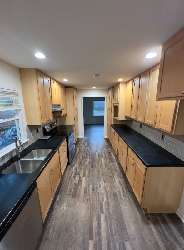 1131 Dell Ave SE, Smyrna, GA 30080