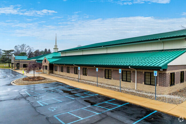 Wixom Christian School encourages positive, kind, and respectful relationships.