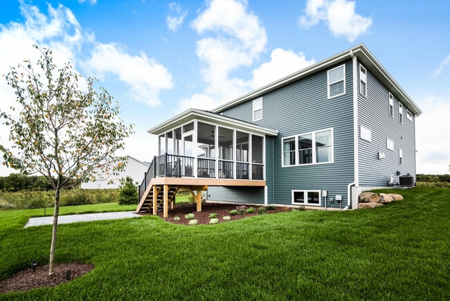 7701 W Preserve Parkway St unit 38788519, Mequon, WI 53097 - photo 6