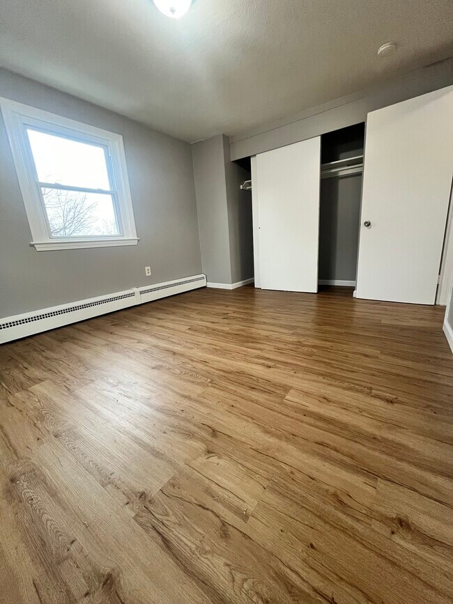 4 Nesbit Ave unit B3, West Hartford, CT 06119 - photo 6