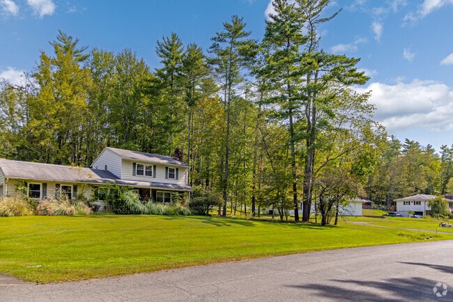 As one of the most popular home styles, ranches make up the majority of properties in Zena.