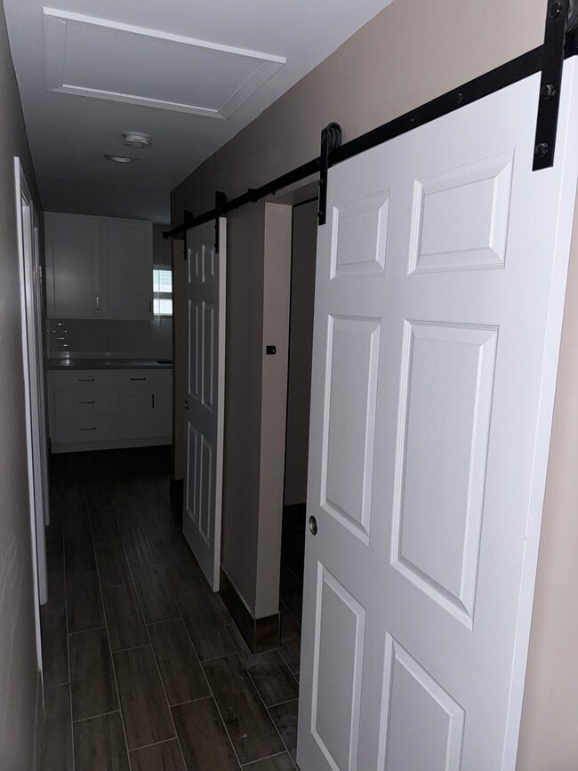 32952 Urban Ave unit 32952 Urban Ave Unit, Lake Elsinore, CA 92530 - photo 2