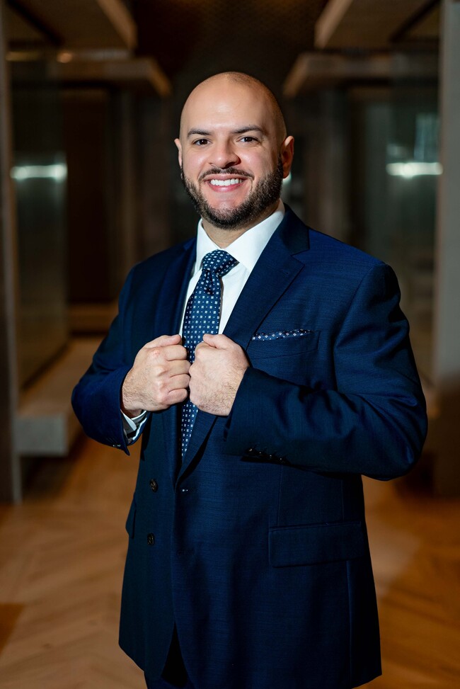 Agent Photo