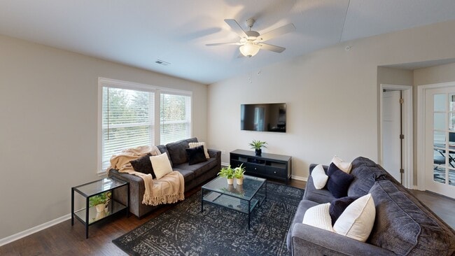 108 Old Pond Rd, Springboro, OH 45066 - photo 2