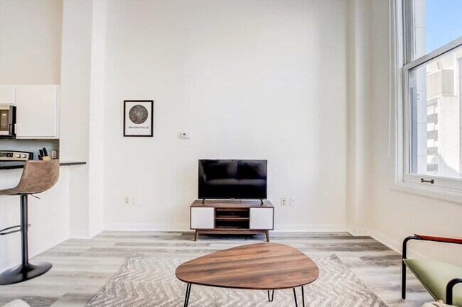 50 N Illinois St unit ID1014586P, Indianapolis, IN 46204 - photo 2