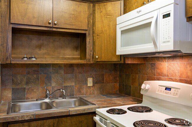 1B, 1BA Studio - 540 SF, Kitchen