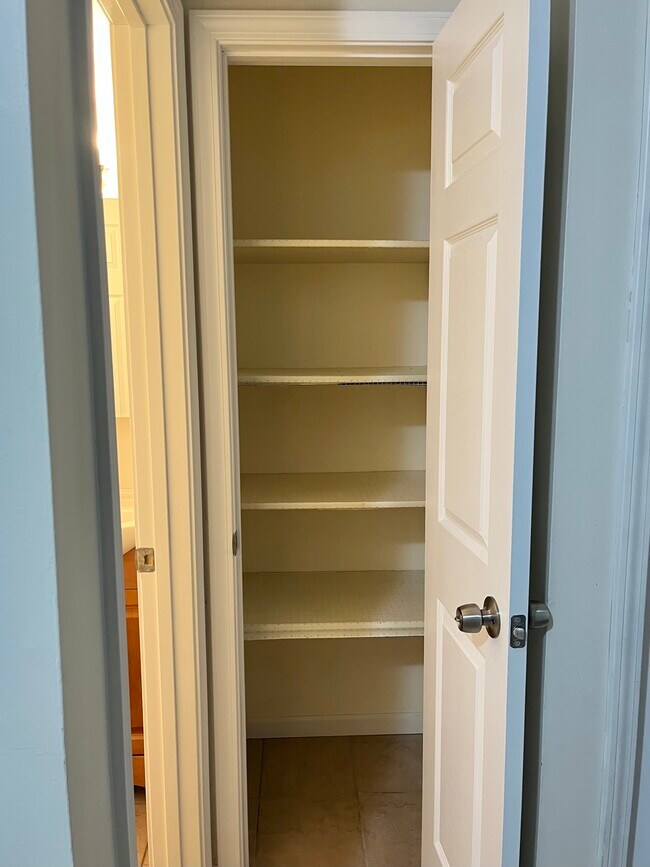 2290 Jericho Rd, Aurora, IL 60506 - photo 7