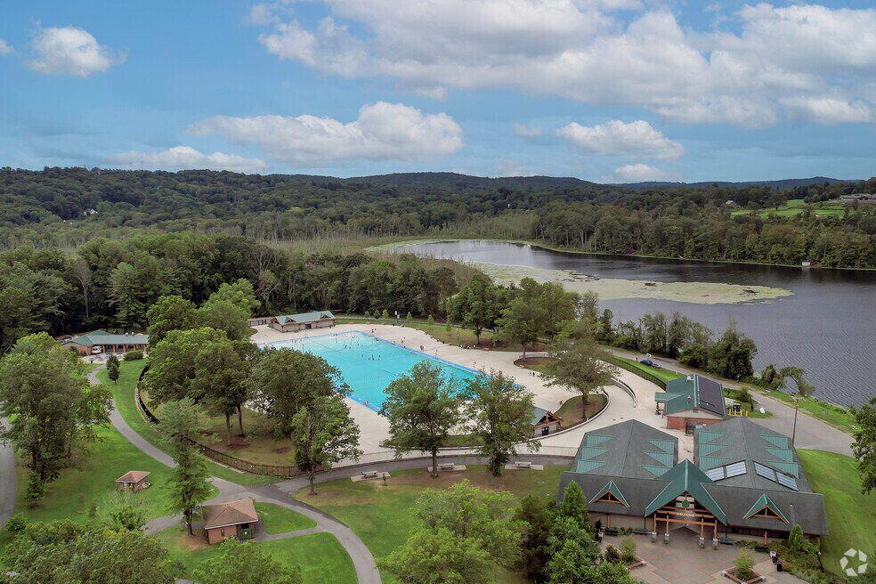 Shrub Oak International School, Mohegan Lake NY Rankings & Reviews